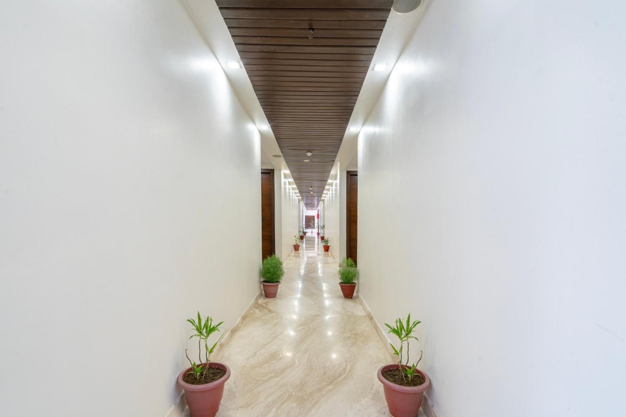Spree Hotel Agra - Walking Distance To Tajmahal Bagian luar foto