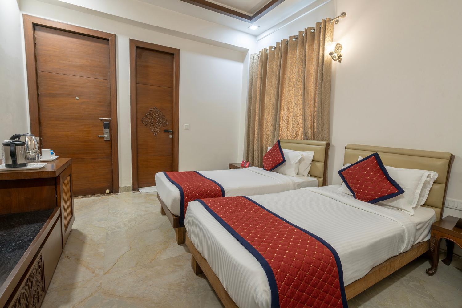 Spree Hotel Agra - Walking Distance To Tajmahal Bagian luar foto