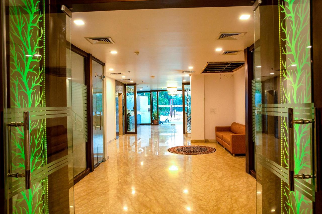 Spree Hotel Agra - Walking Distance To Tajmahal Bagian luar foto
